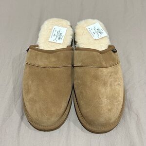 UGG Men's size 12 tan Suede slippers